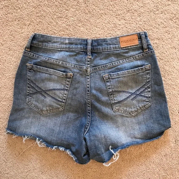 Aeropostale High Waist Denim Shorts Womens Size 6 Raw Frayed Hem Blue - Picture 3 of 13